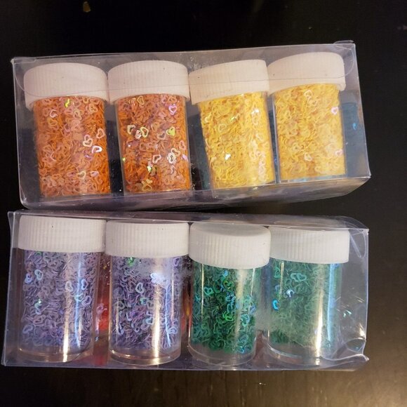 Heart Shaped Glitter Sequins confetti - Picture 7 of 8